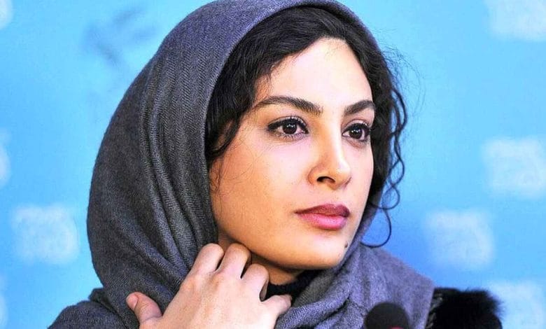 عکس های پاییزی حدیثه تهرانی با استایل کلاه به سر+عکس