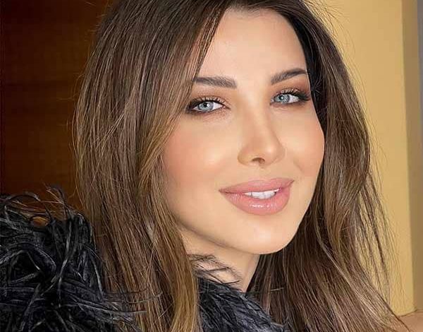 عطسه ی دخترنانسی عجرم در صورت مادرش کار دستشان داد+فیلم