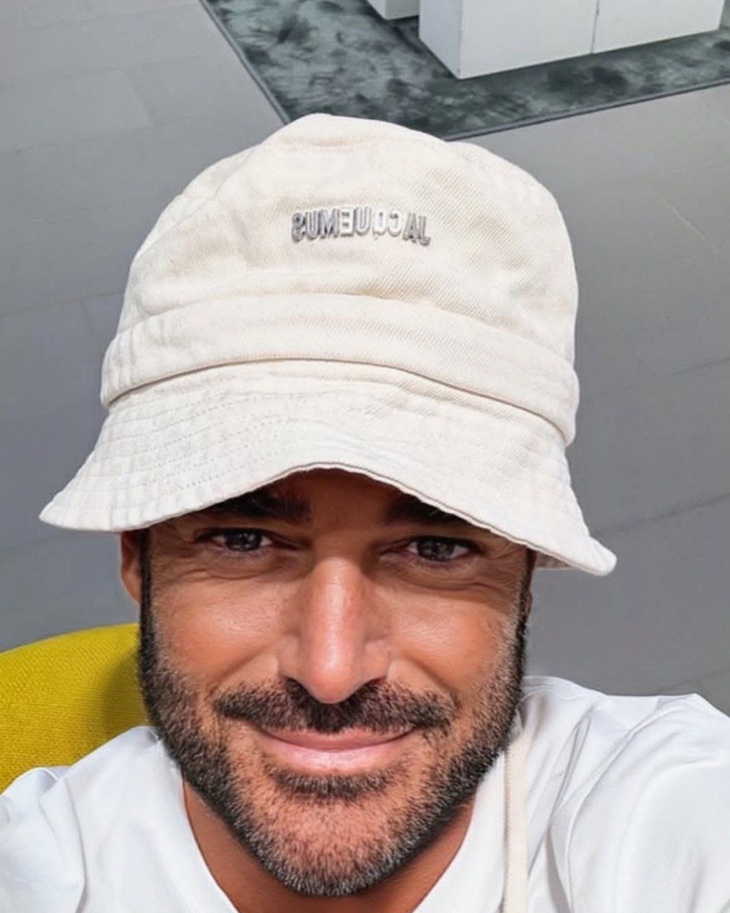 محمد رضا گلزار