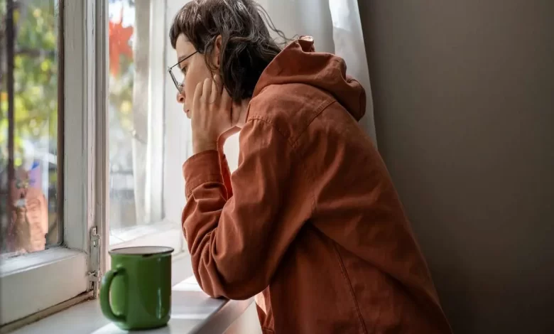لذت نرفتن: چرا کنسل شدن قرارها برای ما آرامشبخش است؟