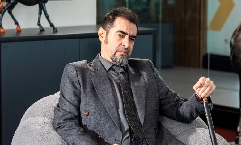 دو نسل طلایی سینمای ایران در یک قاب/ شهاب حسینی و پسرش در کنار پارسا پیروزفر