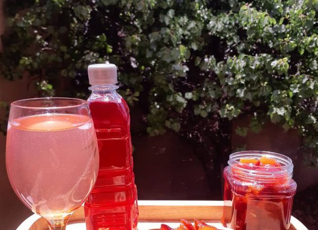 طرز تهیه شربت شلیل خانگی با ماندگاری بالا برای زمستان