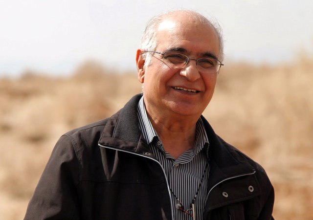 هومن مرادی کرمانی، فرزند نویسنده، از بستری شدن پدرش در بخش سیسییو به دلیل ناراحتی قلبی خبر داد