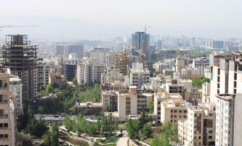تهران در گرما و طوفان شدید؛ مردم مراقب باشند