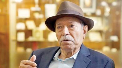 علی نصیریان