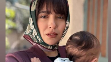 قاب خانوادگی مونا کرمی؛ سوژه تازه فضای مجازی شد + عکس